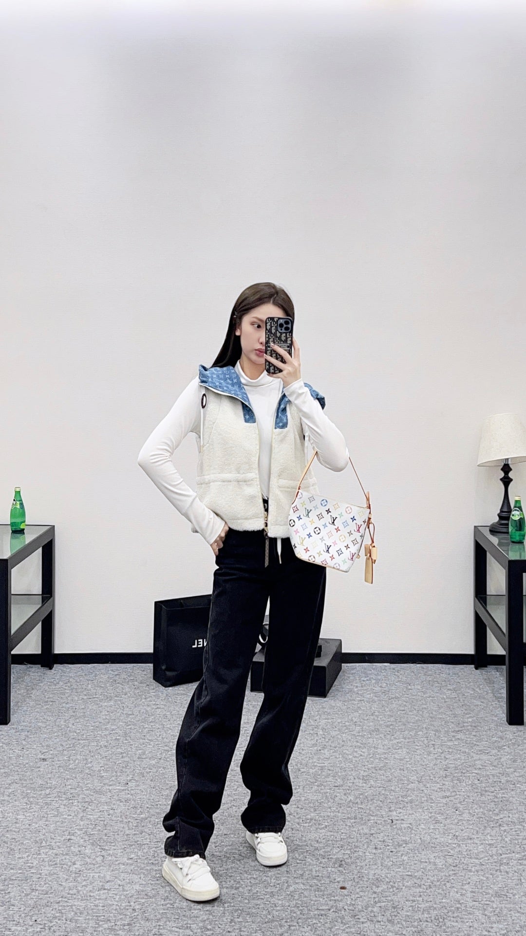 Louis 25fw splicing vest