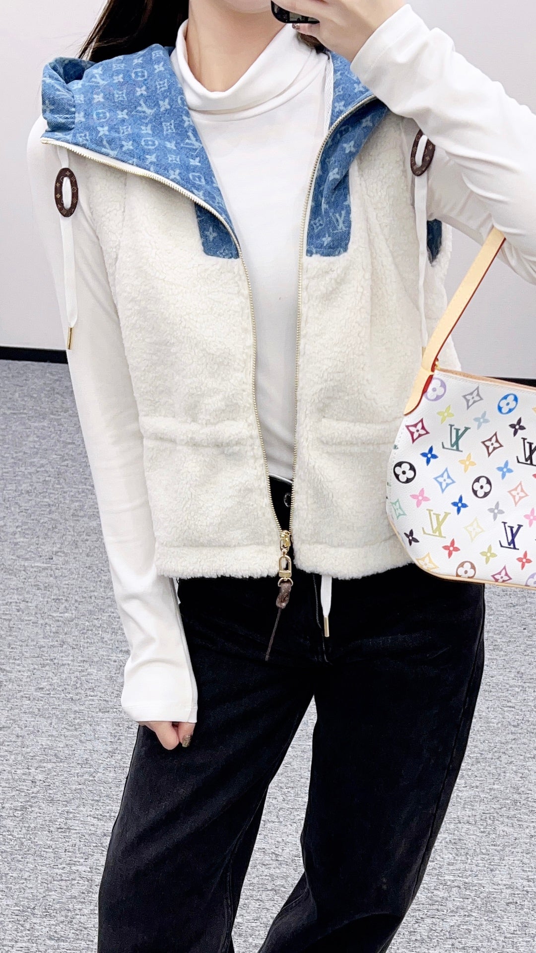 Louis 25fw splicing vest