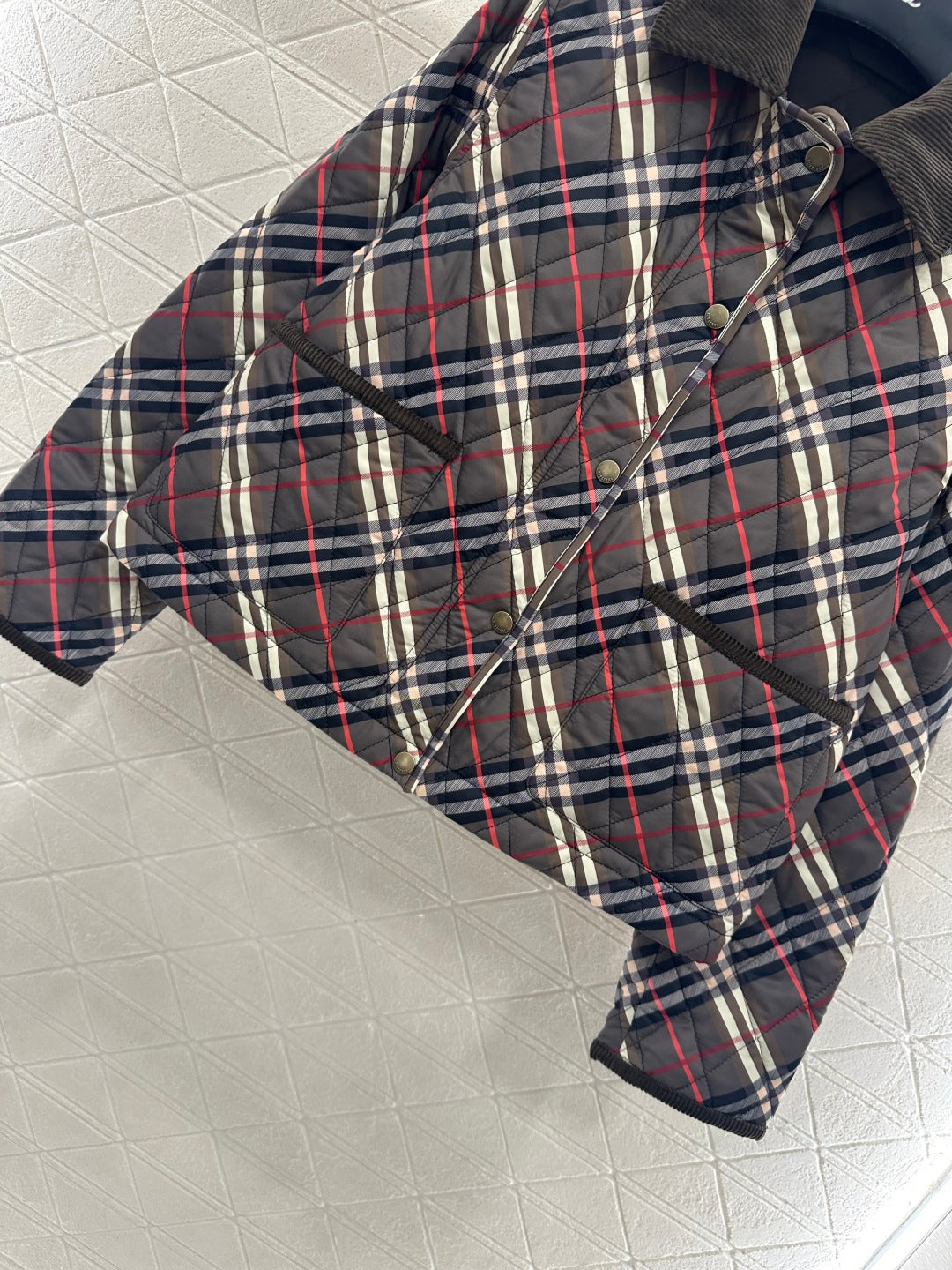 Burber 25fw down jacket