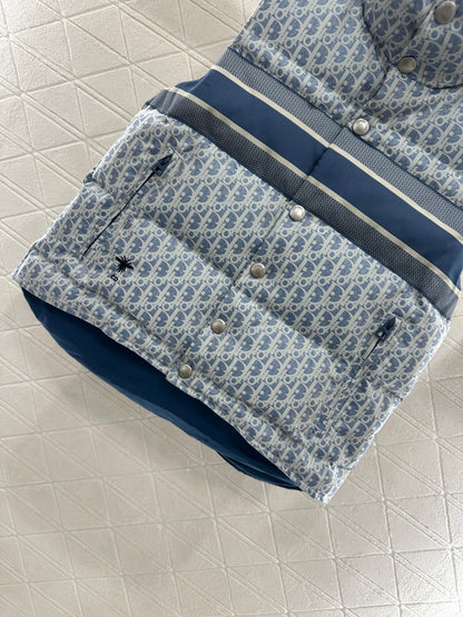 CD 25fw jacquard vest