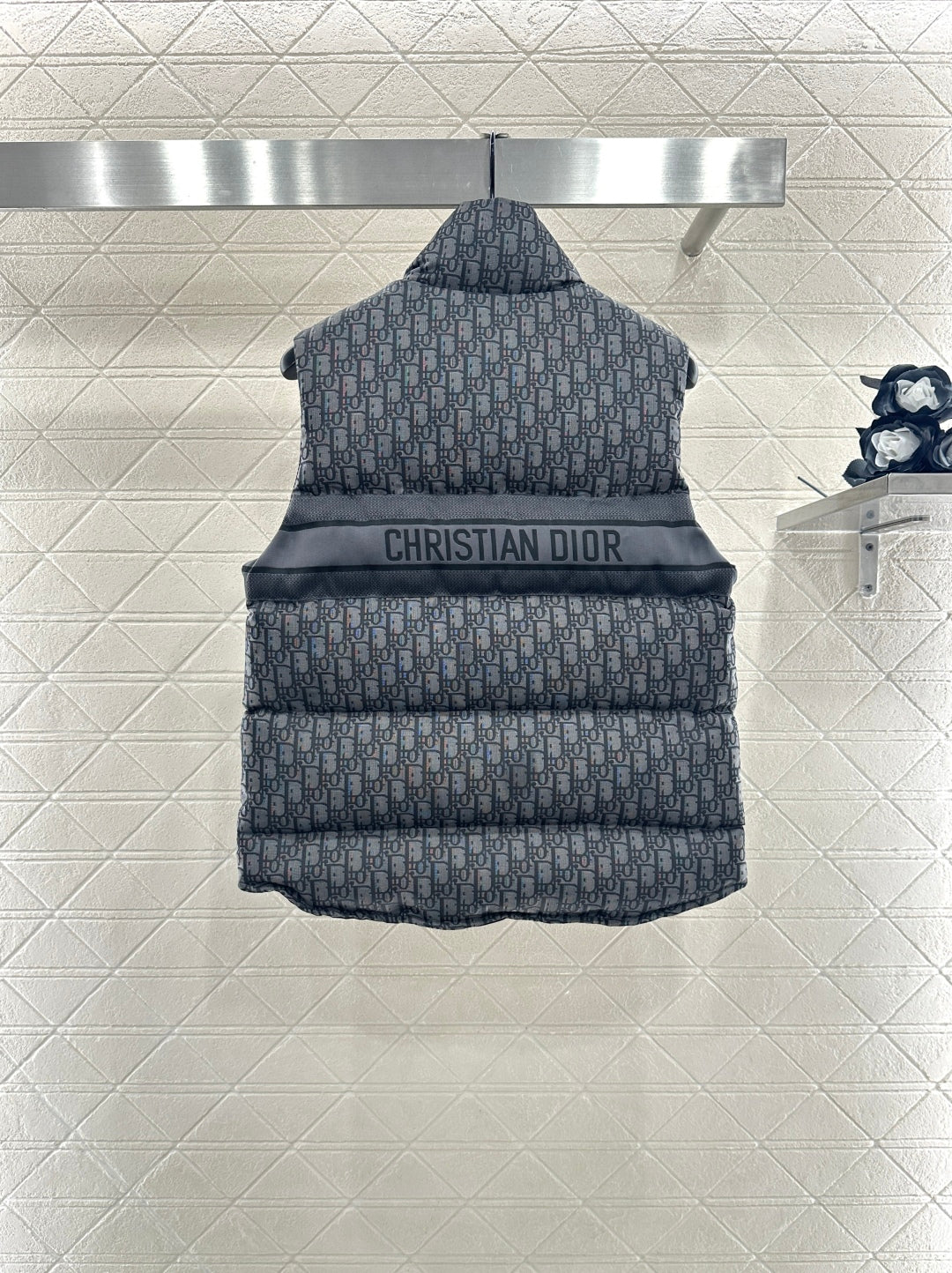 CD 25fw jacquard vest