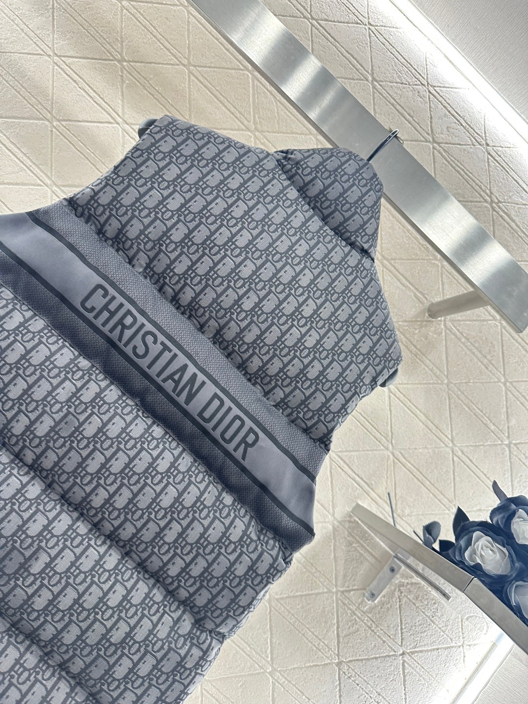 CD 25fw jacquard vest