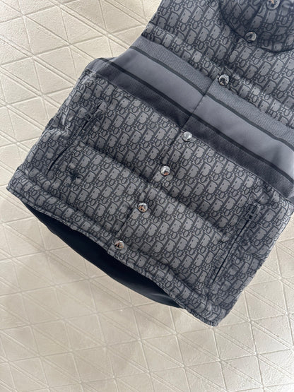 CD 25fw jacquard vest