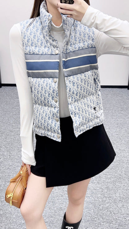 CD 25fw jacquard vest