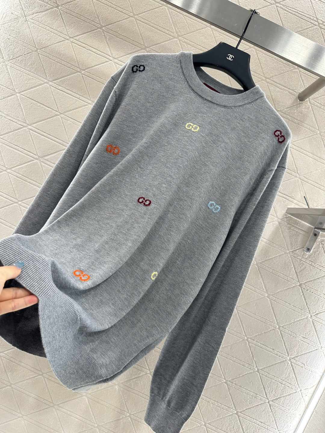 Guc 25fw comfort sweater