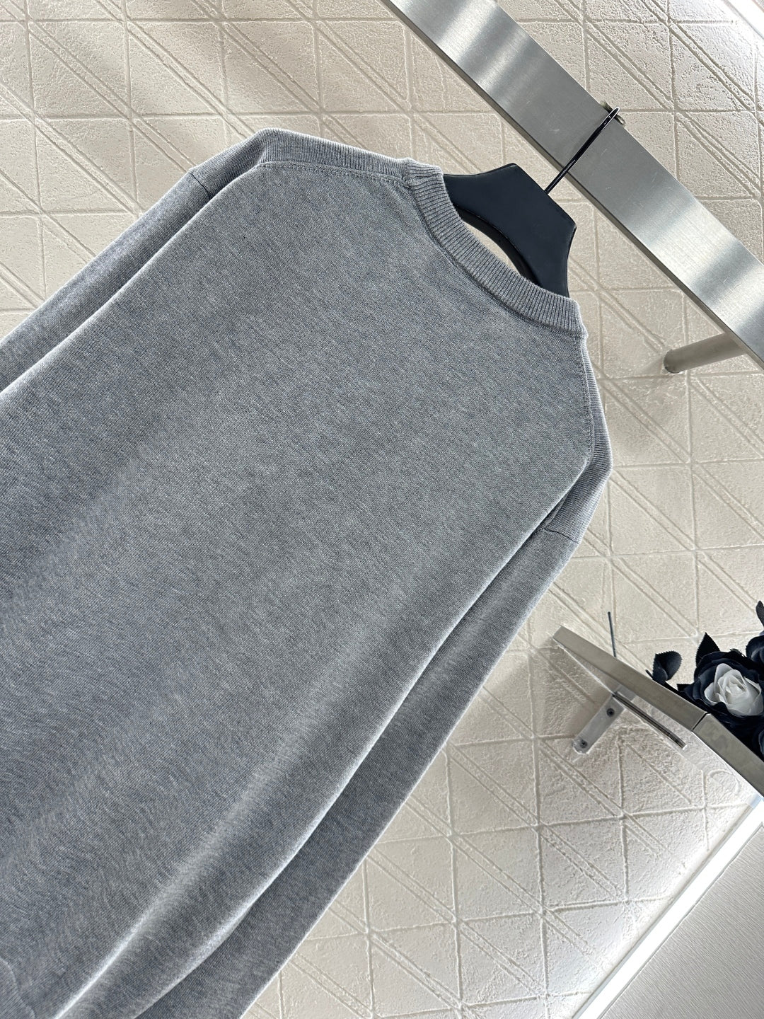 Guc 25fw comfort sweater