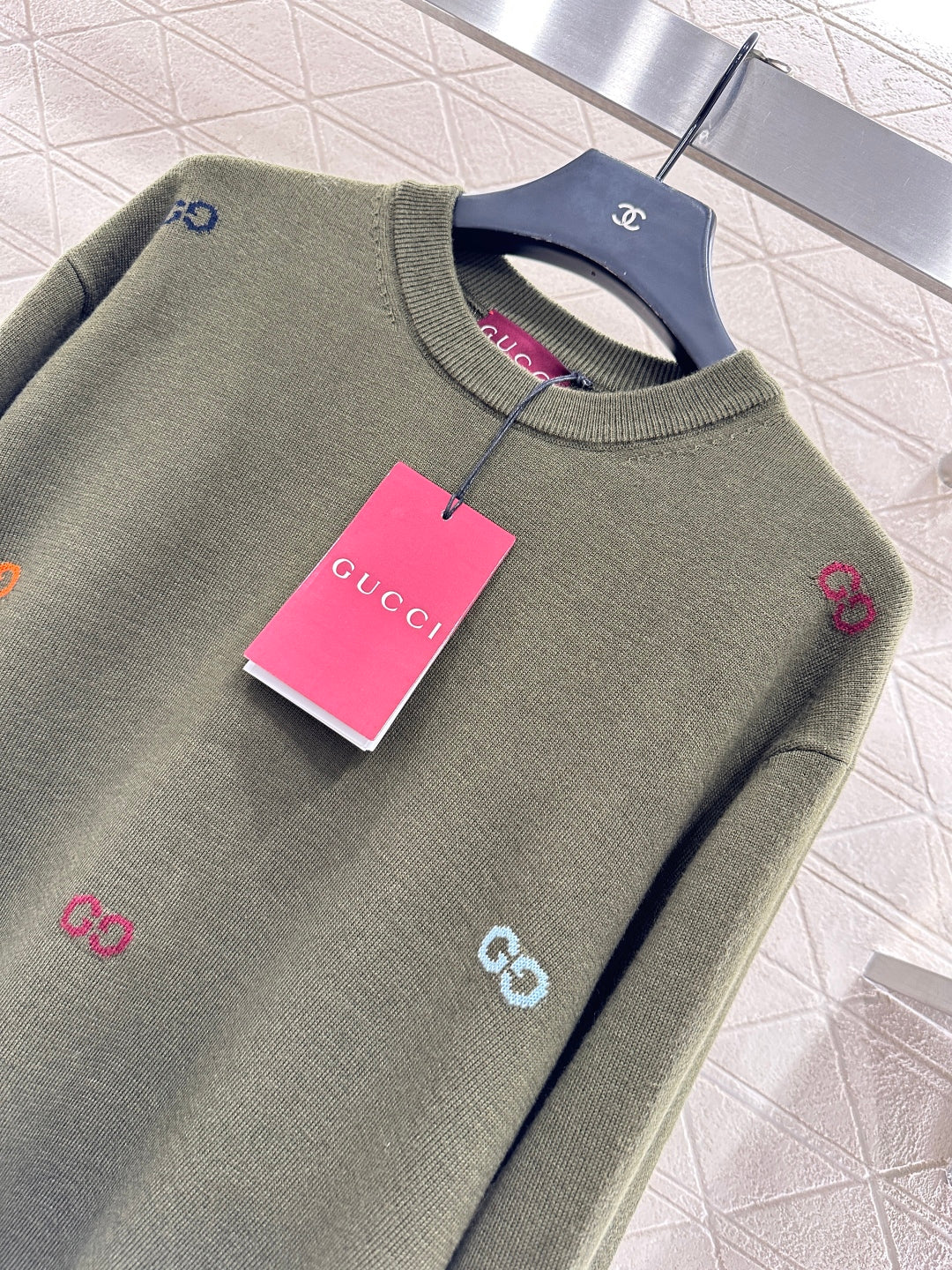 Guc 25fw comfort sweater