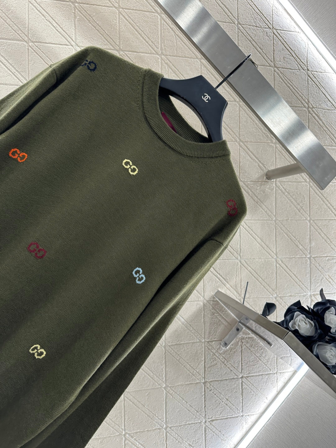 Guc 25fw comfort sweater