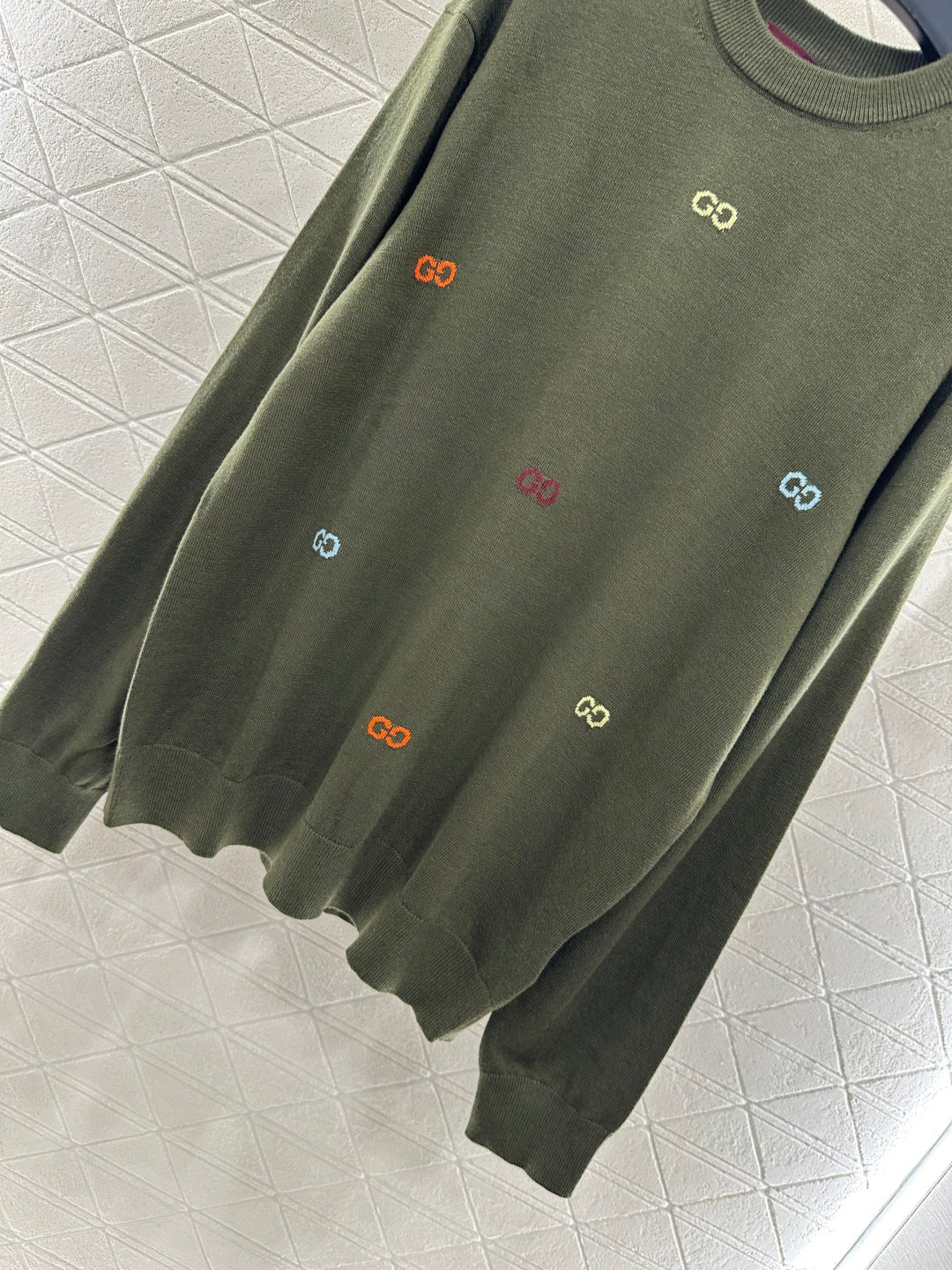 Guc 25fw comfort sweater