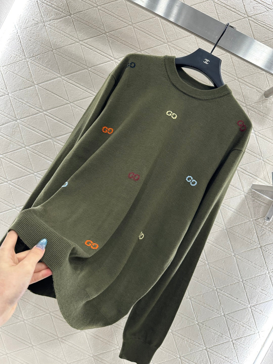Guc 25fw comfort sweater