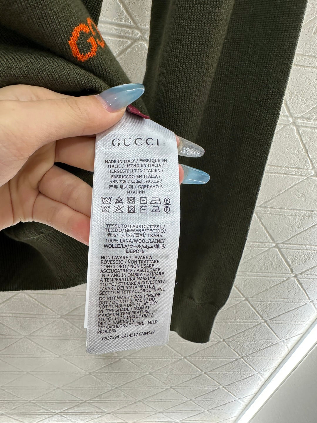Guc 25fw comfort sweater