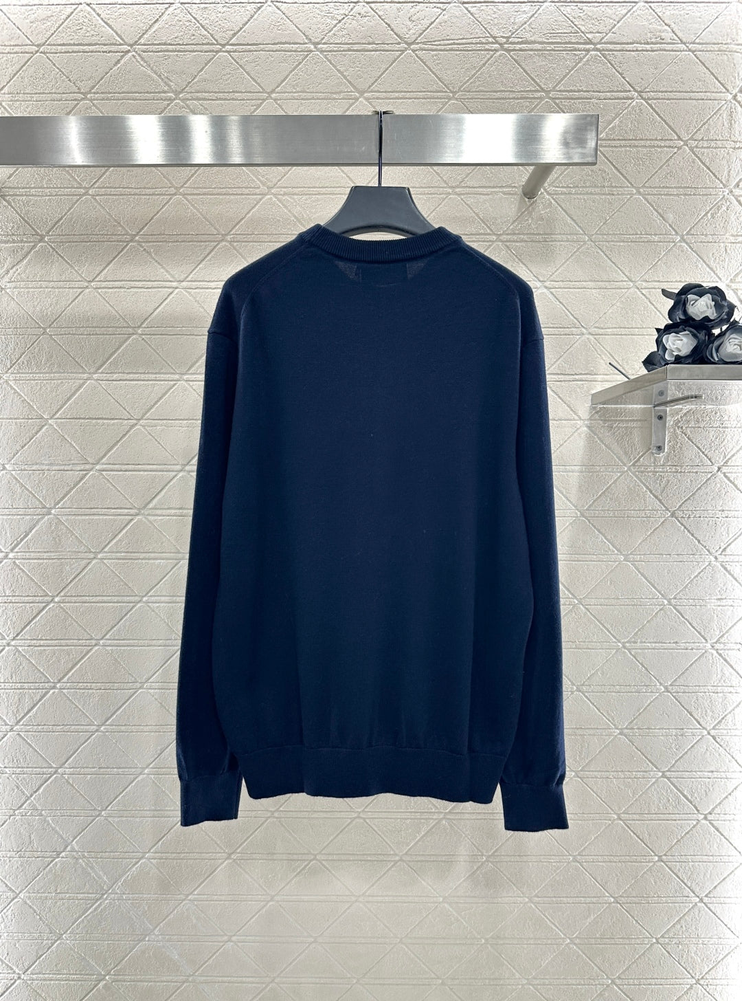 Guc 25fw comfort sweater