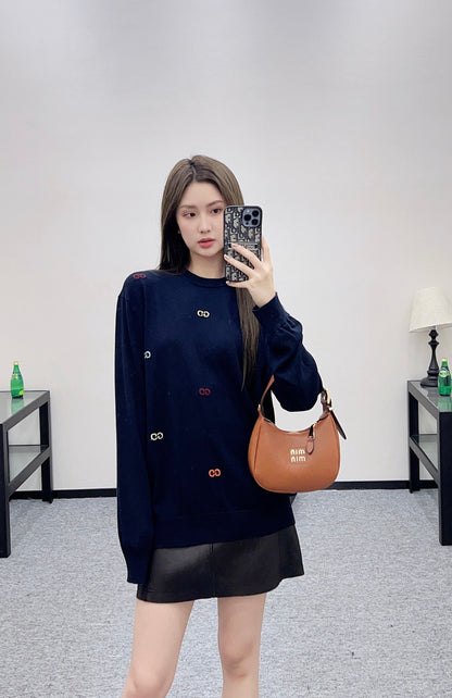 Guc 25fw comfort sweater