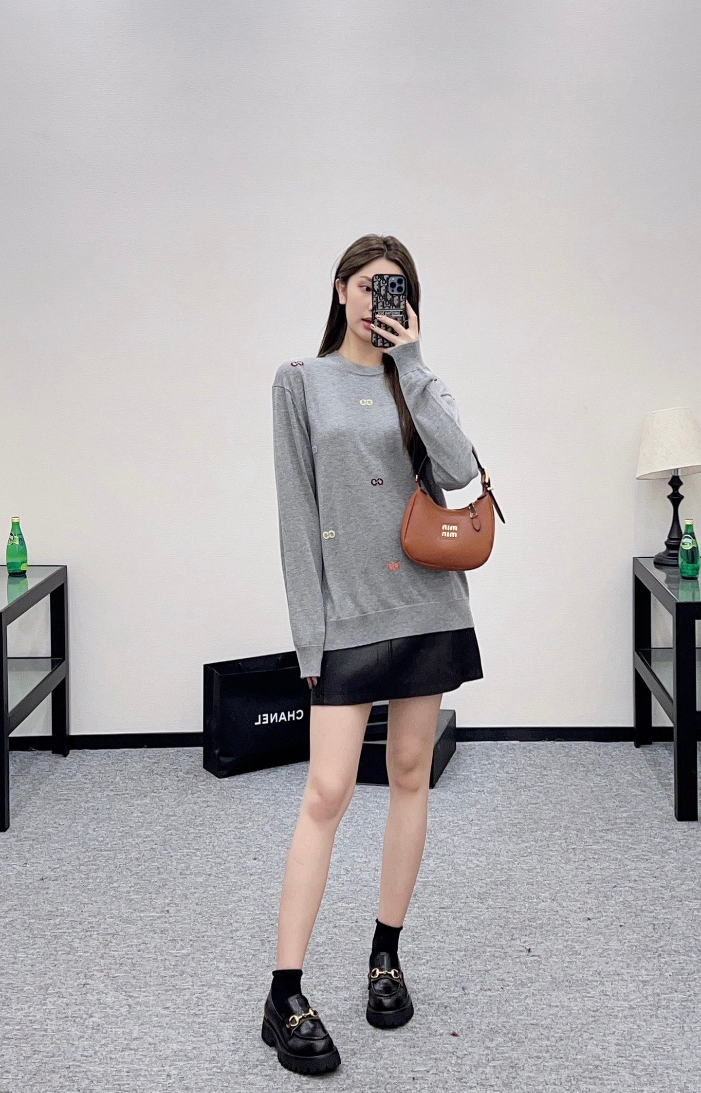 Guc 25fw comfort sweater