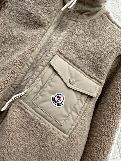 Guc 25fw plush jacket
