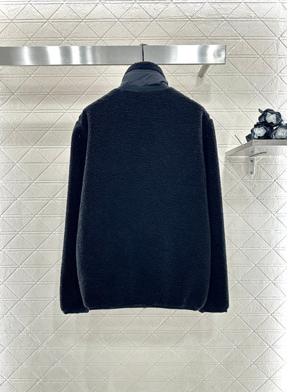 Guc 25fw plush jacket