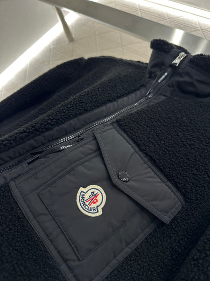 Guc 25fw plush jacket