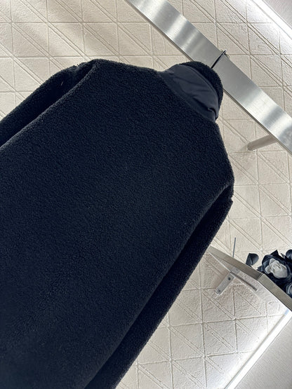 Guc 25fw plush jacket