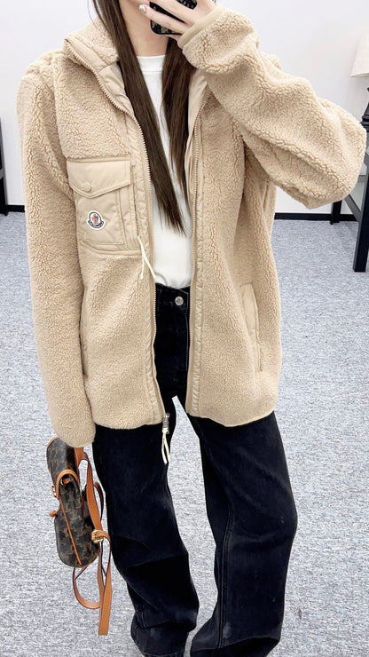 Guc 25fw plush jacket