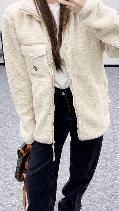 Guc 25fw plush jacket