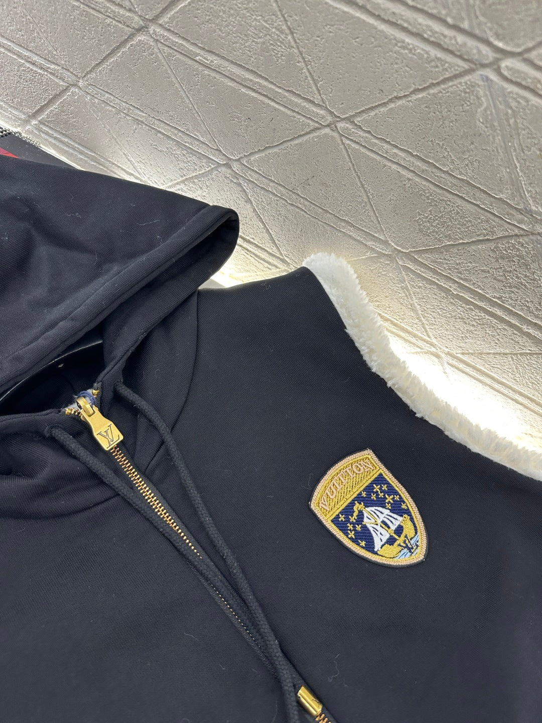 Louis 25fw reversible vest