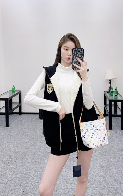 Louis 25fw reversible vest