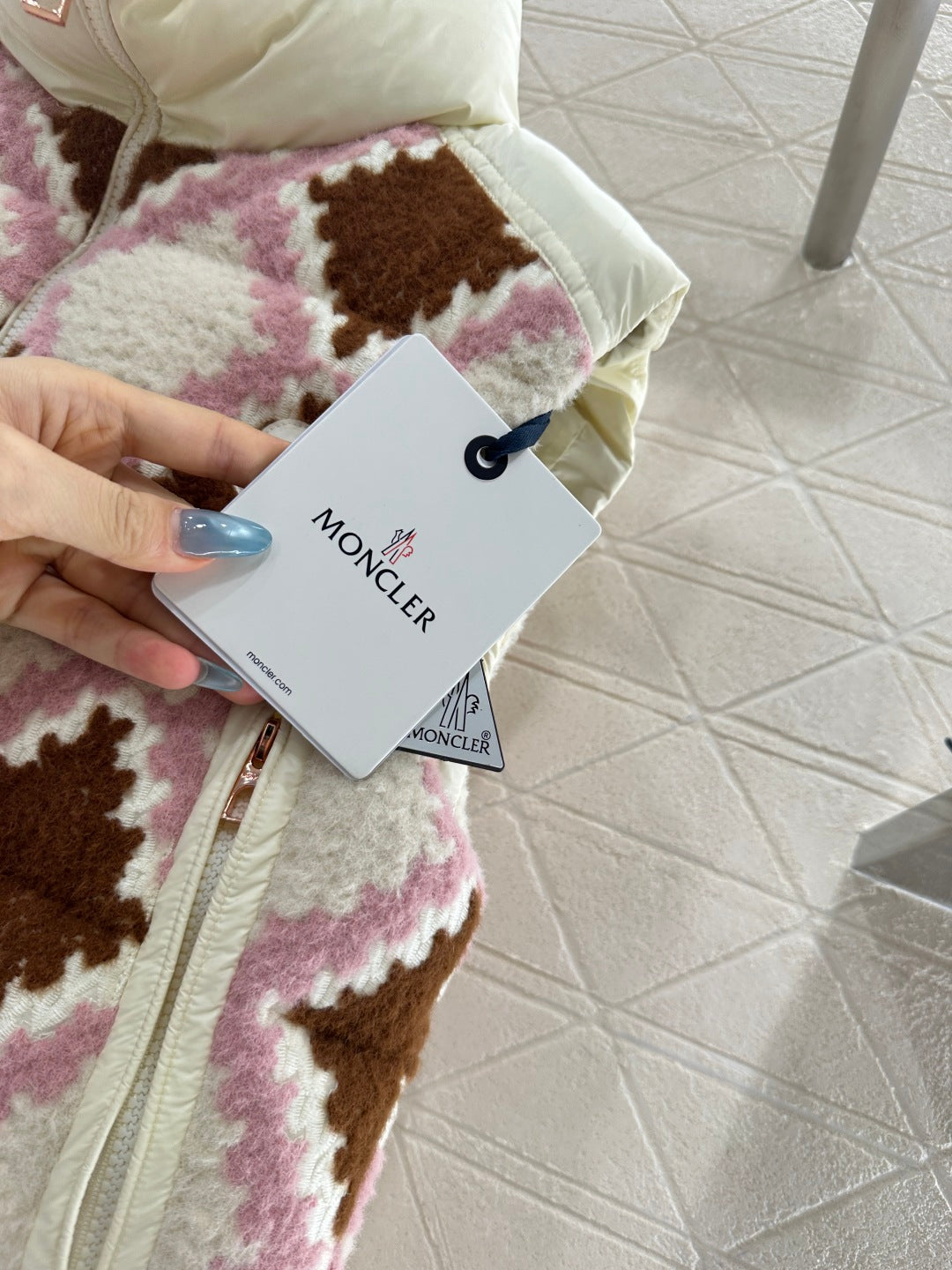 Mon 25fw splicing vest