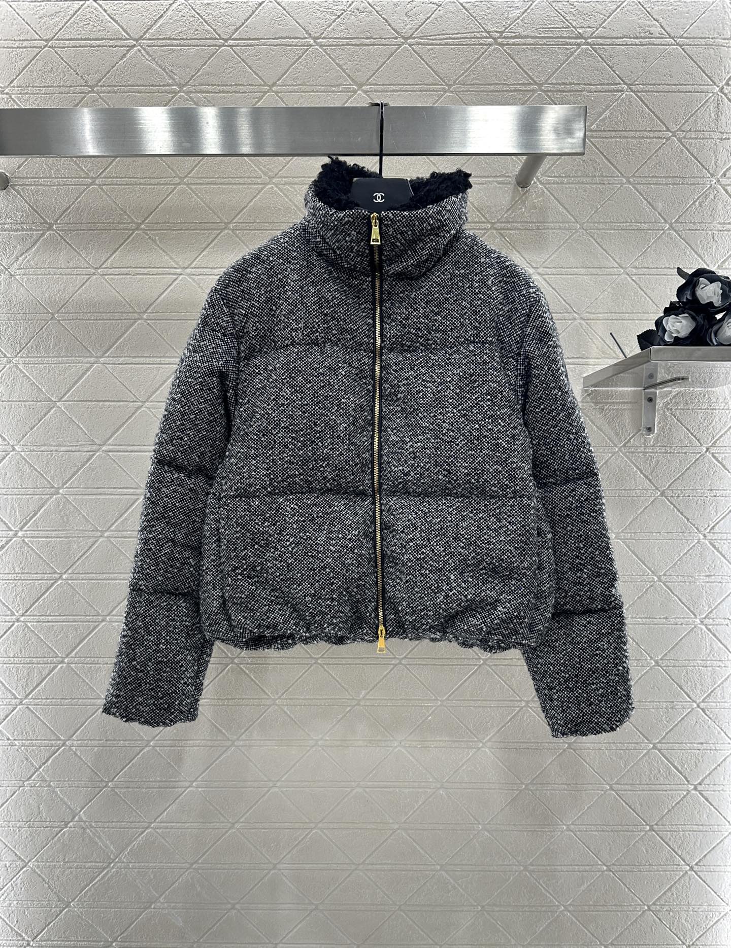 Mon 25fw down jacket