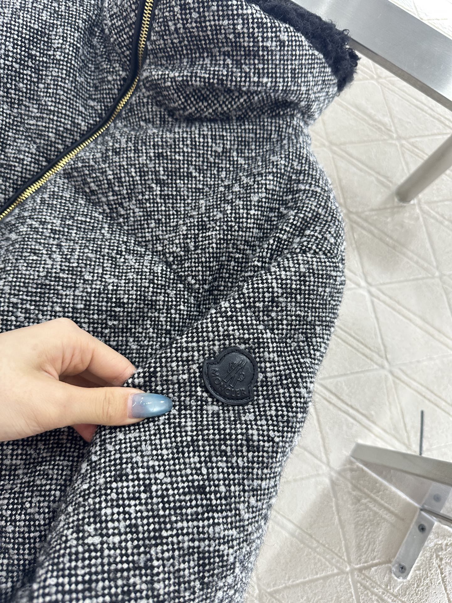 Mon 25fw down jacket