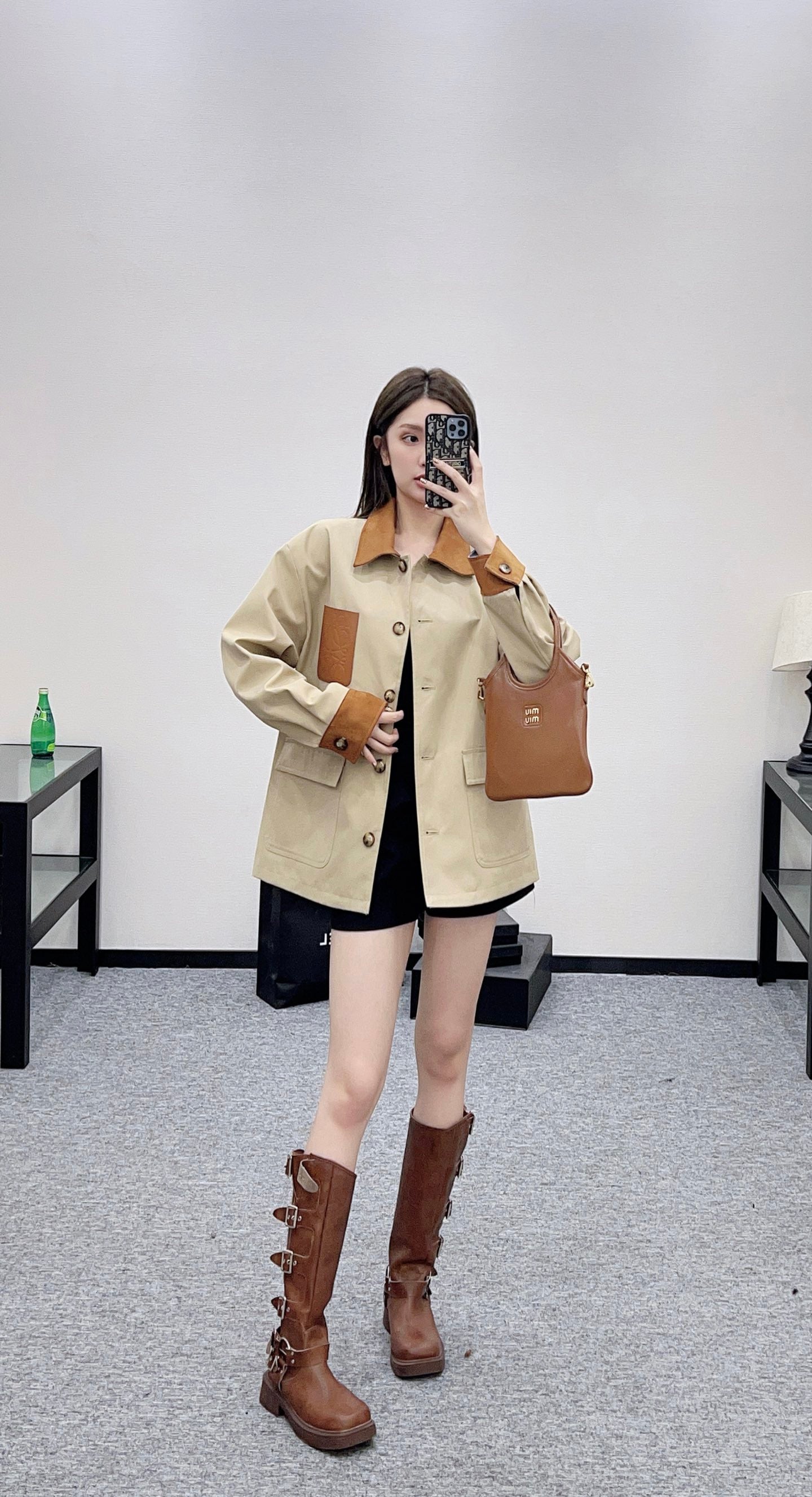 Loe 25fw retro coat