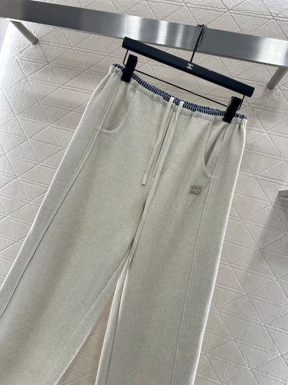 Miu 25fw all-match pants