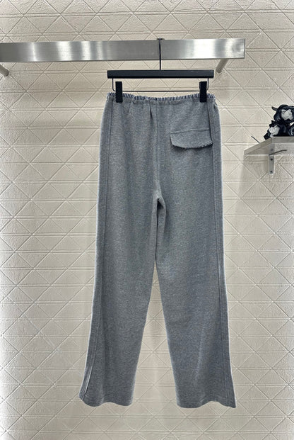 Miu 25fw all-match pants