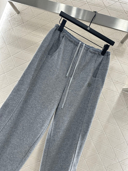 Miu 25fw all-match pants