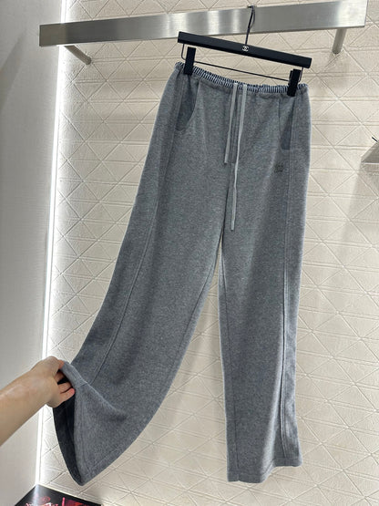 Miu 25fw all-match pants