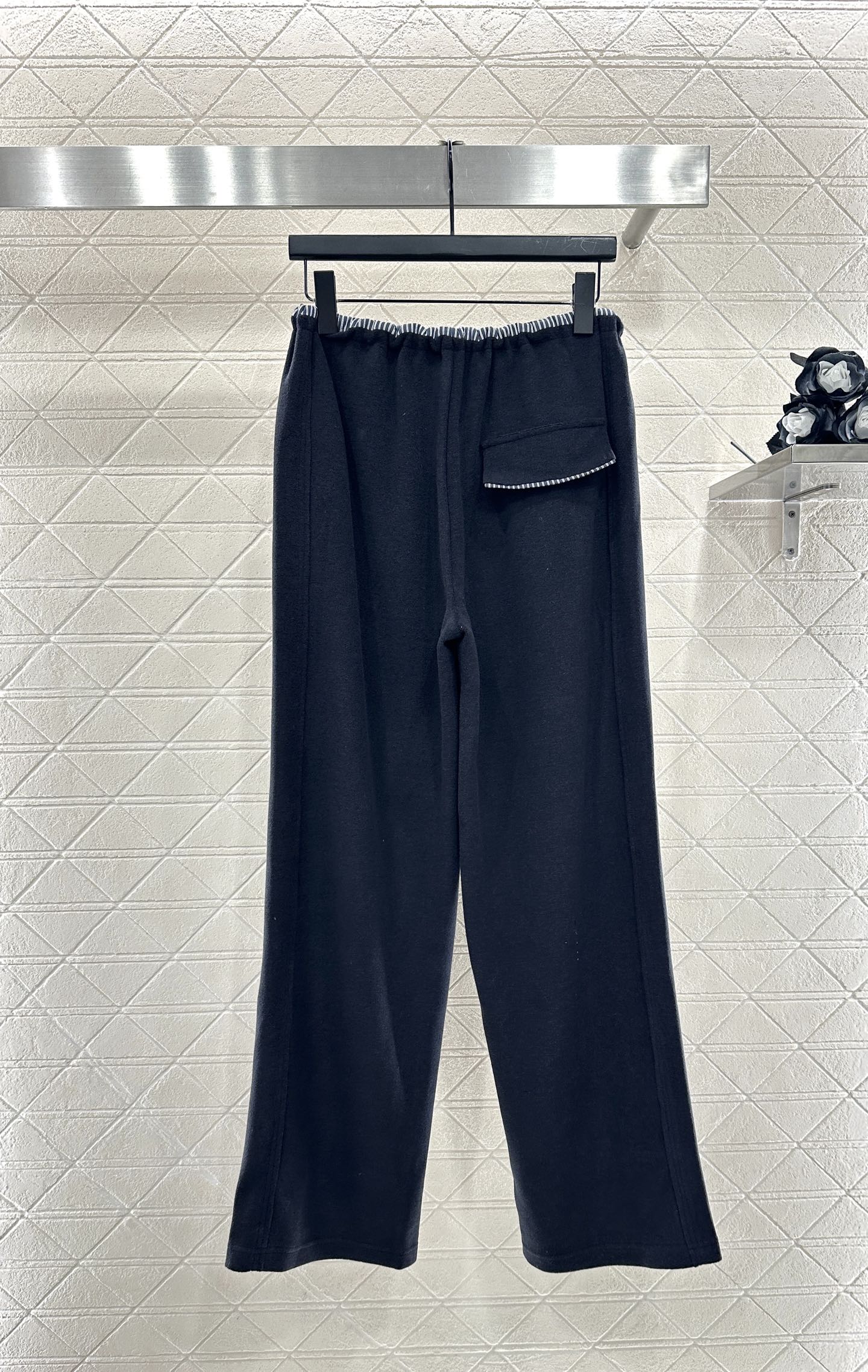 Miu 25fw all-match pants