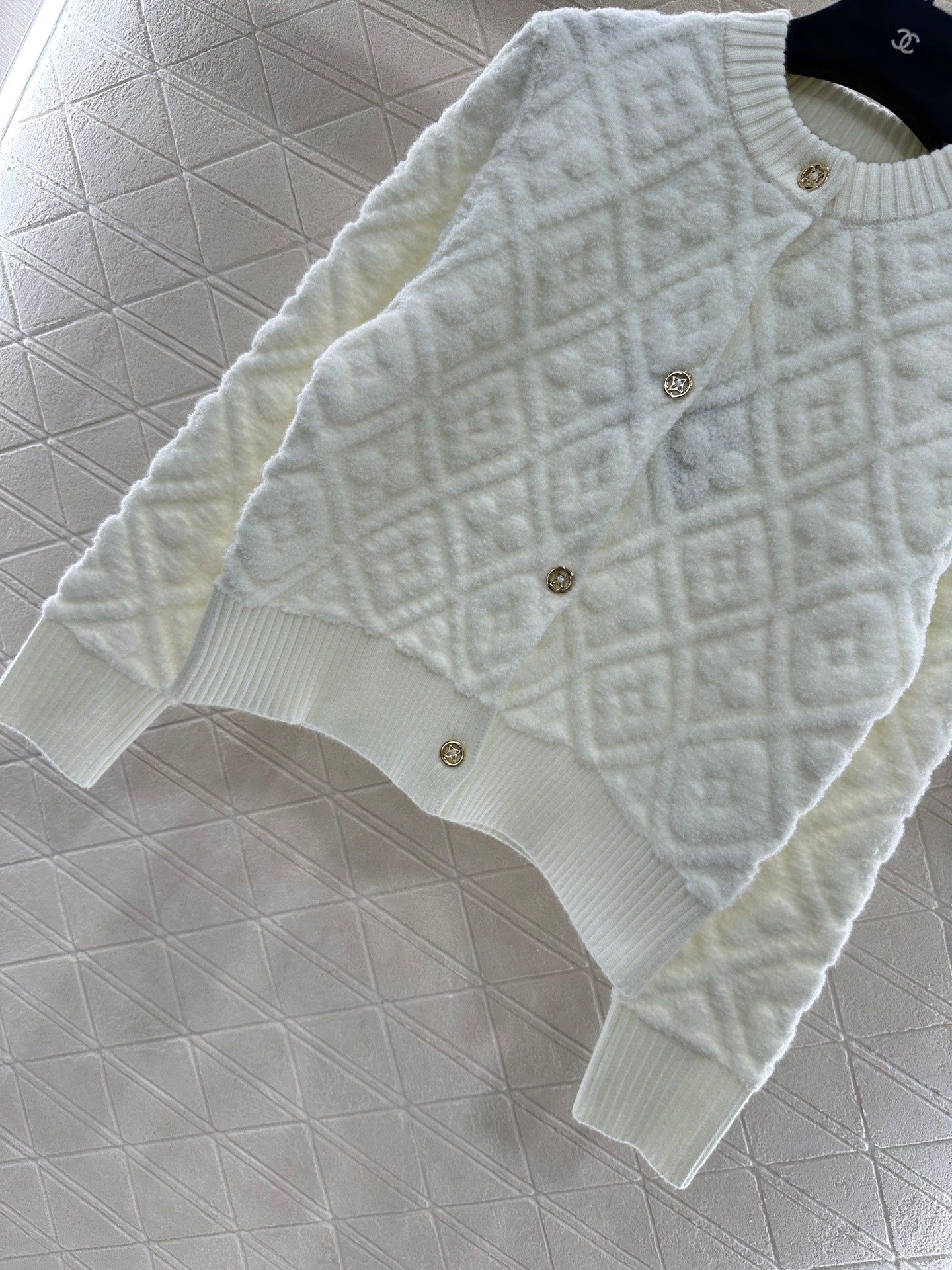 Louis 25fw knitted cardigan