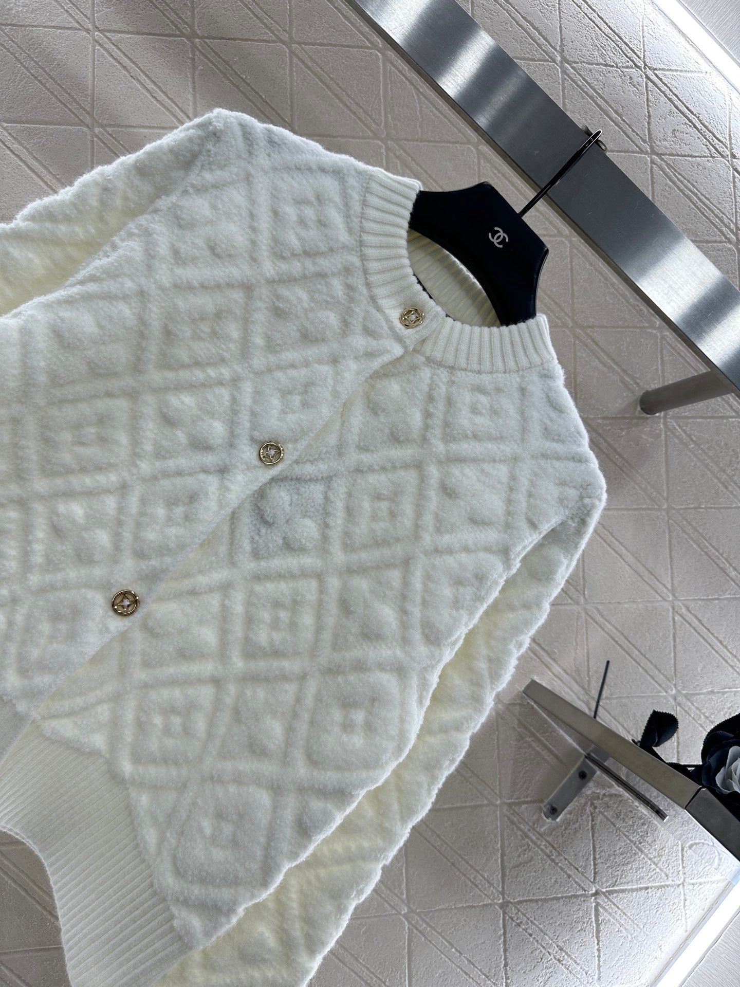 Louis 25fw knitted cardigan