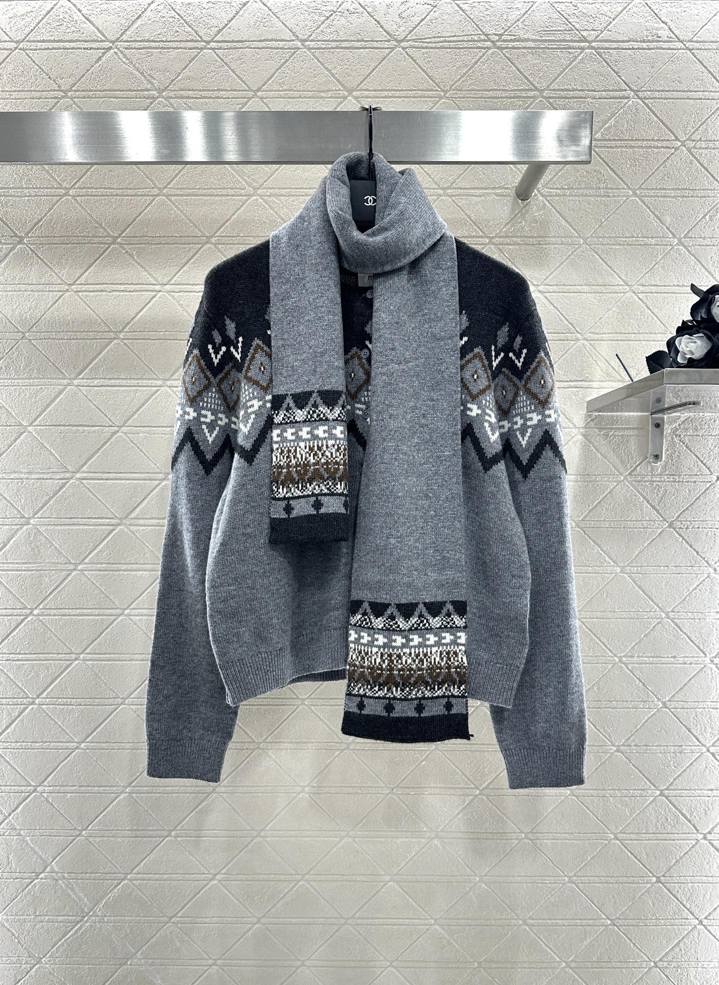 Miu 25fw knitted cardigan