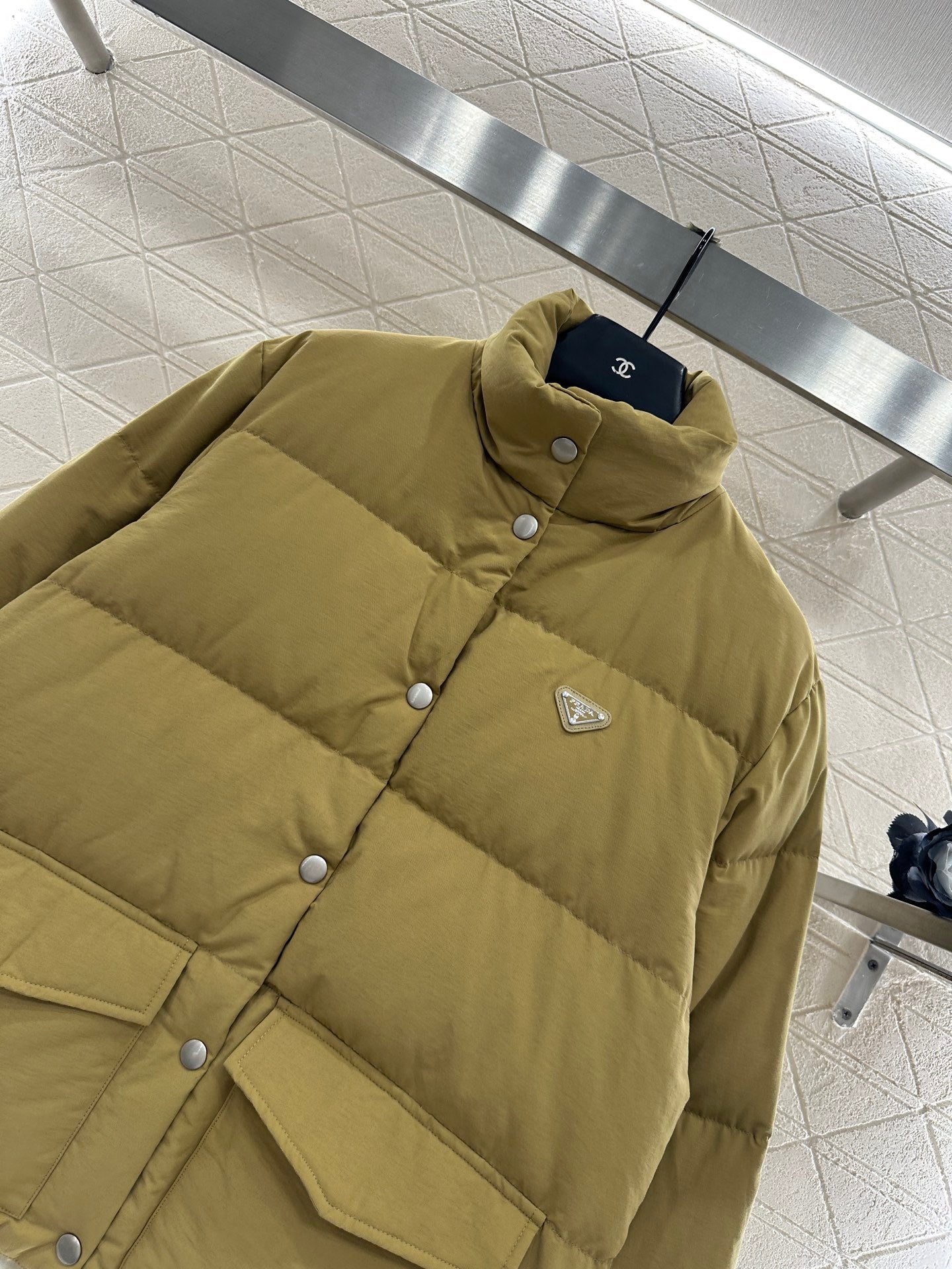 Pra 25fw down jacket