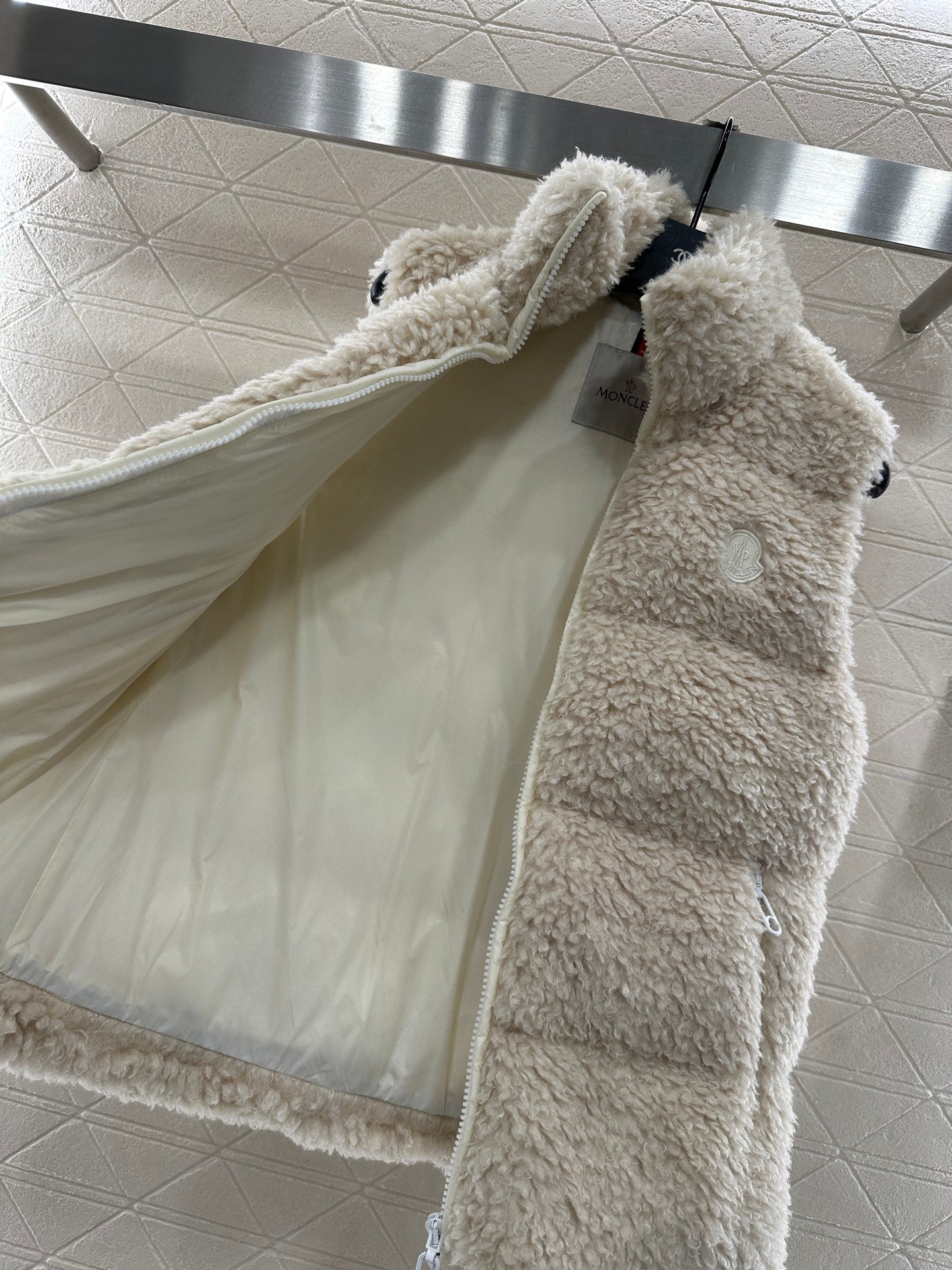 Mon 25fw all-match vest