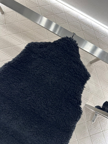 Mon 25fw all-match vest