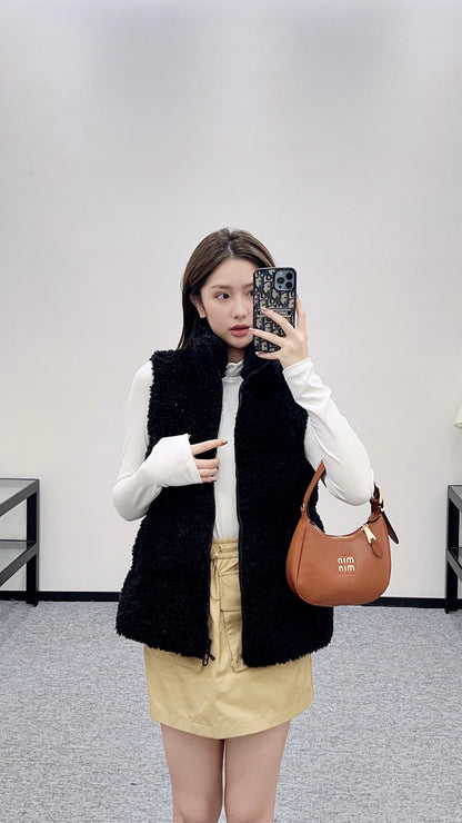 Mon 25fw all-match vest