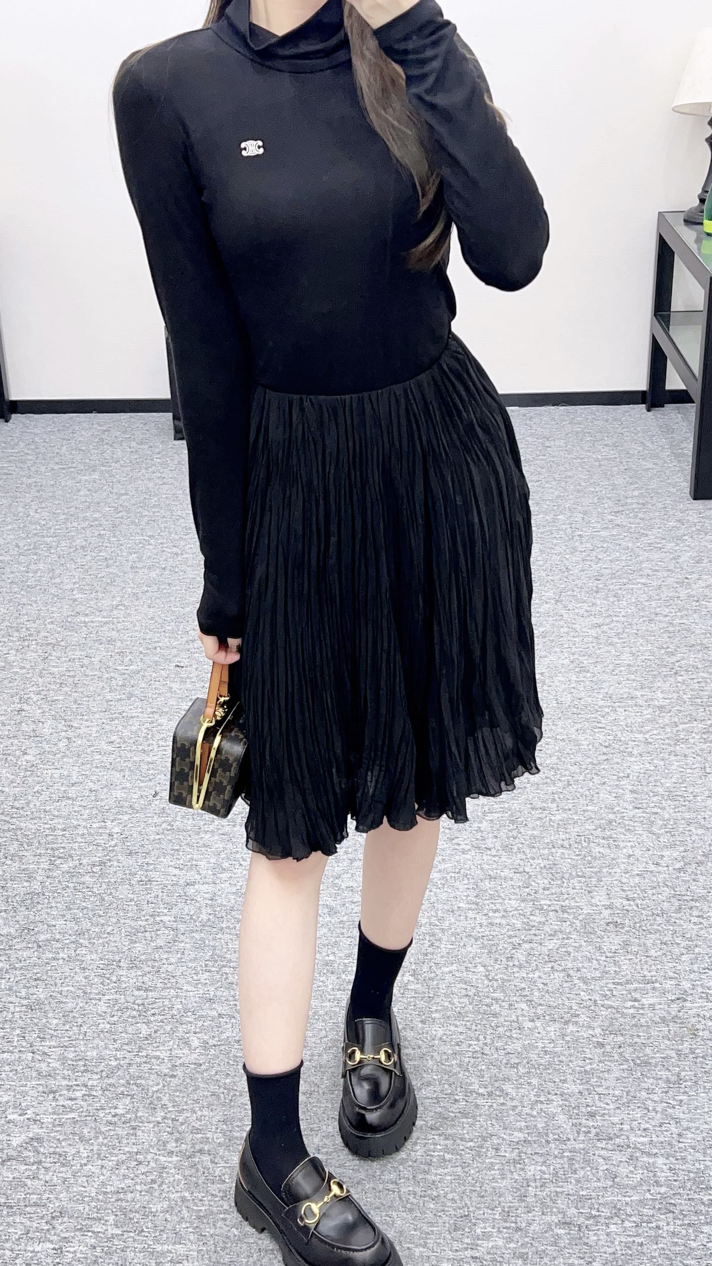 Loe 25fw comfort skirt