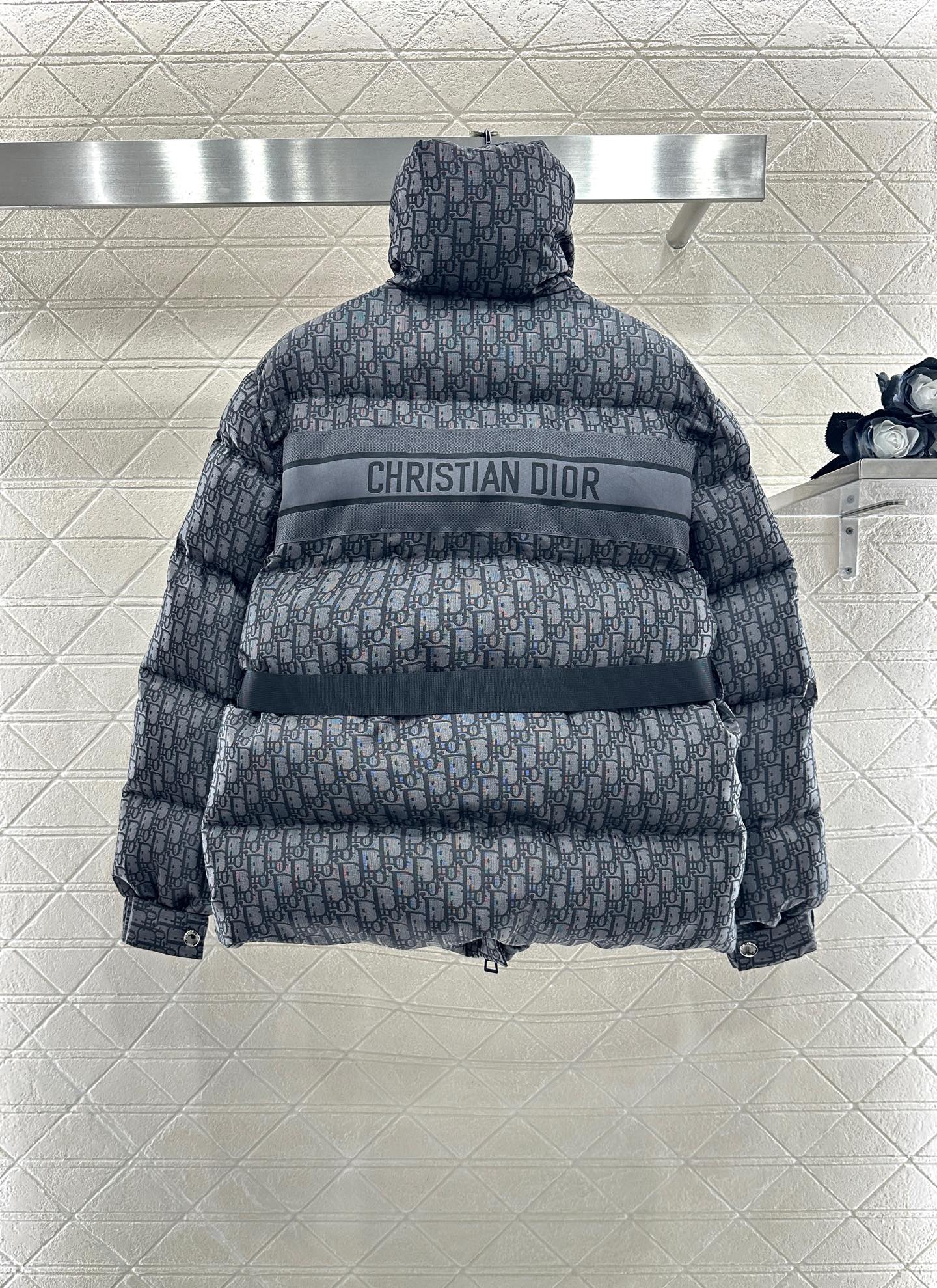 CD 25fw down jacket