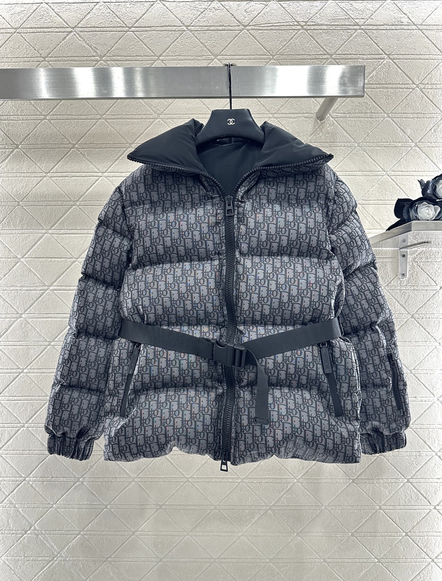 CD 25fw down jacket