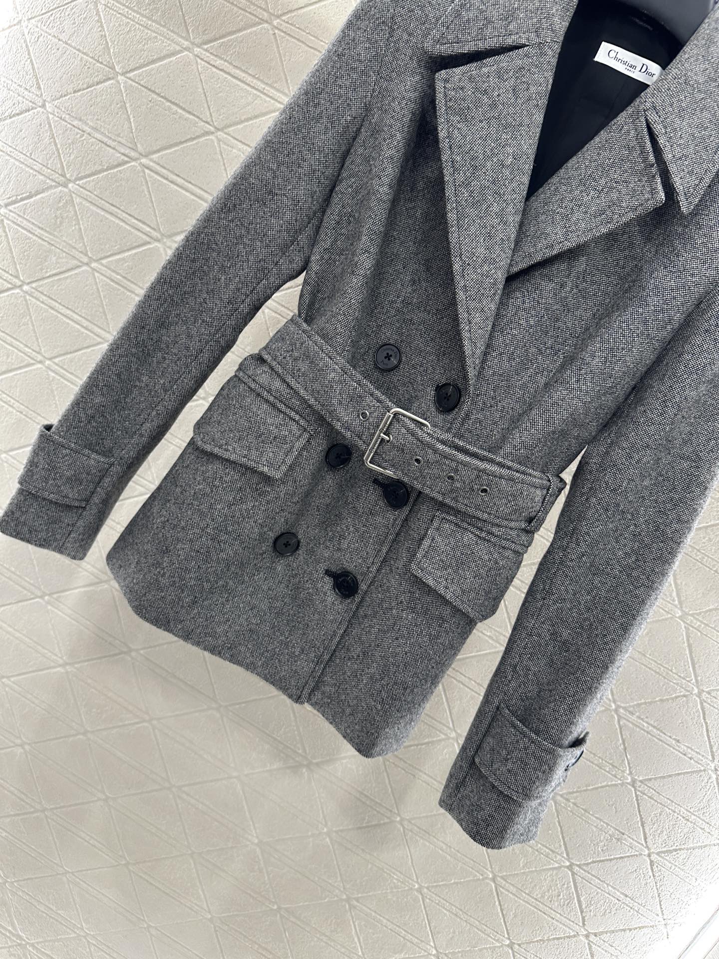 CD 25fw retro coat