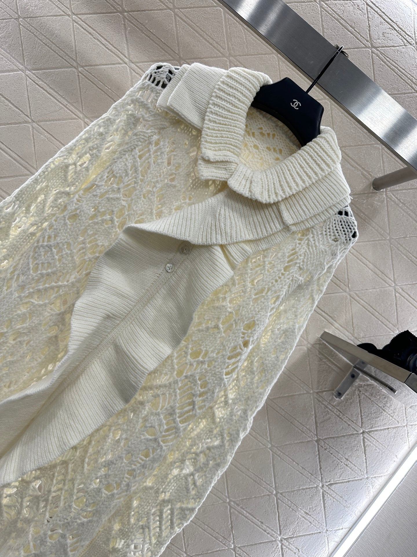 CD 25fw knitted sweater