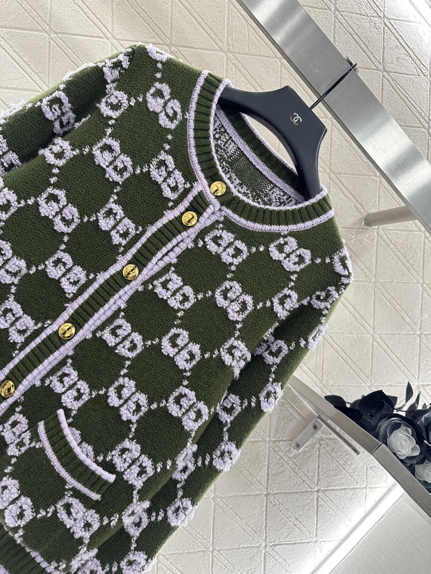 Guc 25fw knitted cardigan