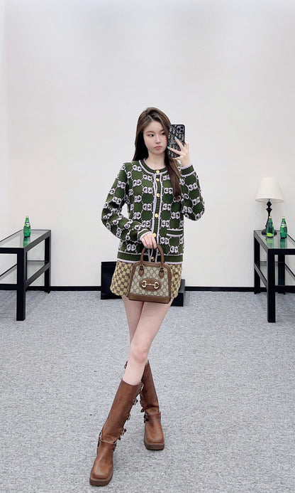 Guc 25fw knitted cardigan