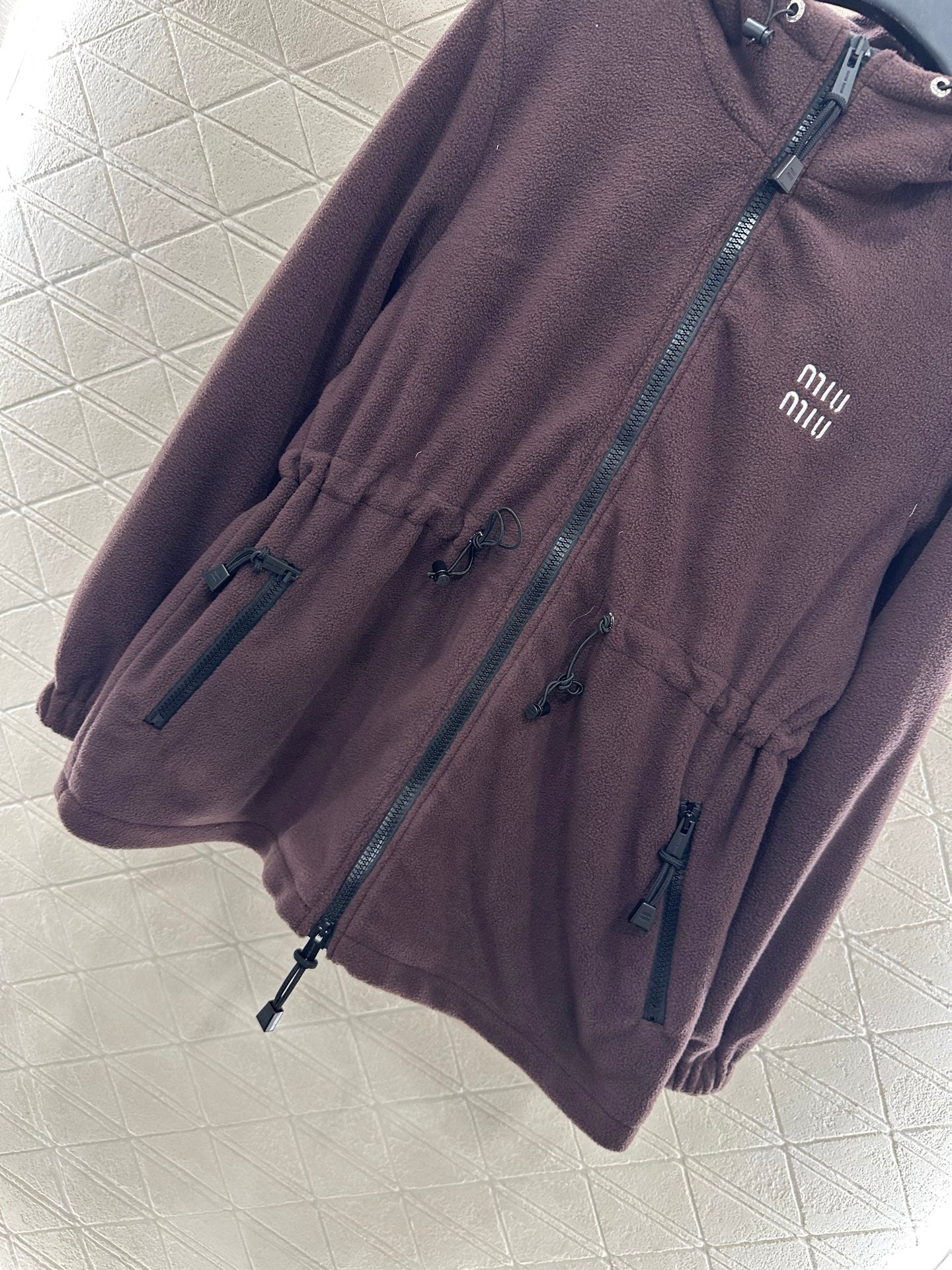 Miu 25fw leisure hoodie
